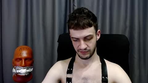 Sir Damien online show from April 5, 2026, 8:39 pm