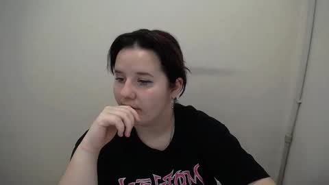 Snapshot of siren_dahlia_ chatting on October 30, 2025, 9:00 am Mina online show from October 30, 2025, 9:00 am