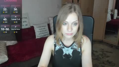 Snapshot of sirenasilk chatting on June 16, 2026, 9:23 am sirenasilk online show from June 16, 2026, 9:23 am