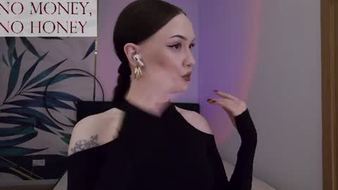 Goddess Sirena online show from June 16, 2026, 2:03 am