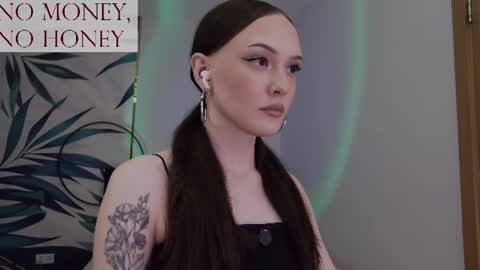 Goddess Sirena online show from June 29, 2026, 6:08 pm