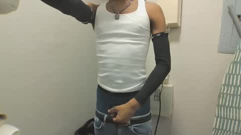 Snapshot of sirenofsin2002 chatting on January 23, 2025, 12:09 pm sirenofsin2002 online show from January 23, 2025, 12:09 pm