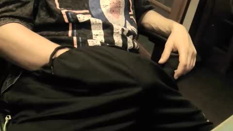 siriusobjt online show from December 15, 2025, 3:44 am