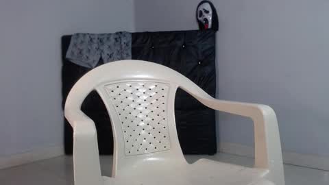 SIR RYANT online show from December 2, 2025, 2:06 am