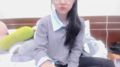 julila online show from December 22, 2025, 2:52 am