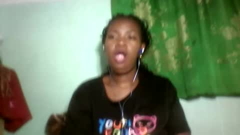 Snapshot of sisih567089 chatting on October 25, 2025, 6:35 pm sisih567089 online show from October 25, 2025, 6:35 pm