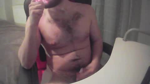 sissy_bear_ online show from March 10, 2026, 5:18 pm