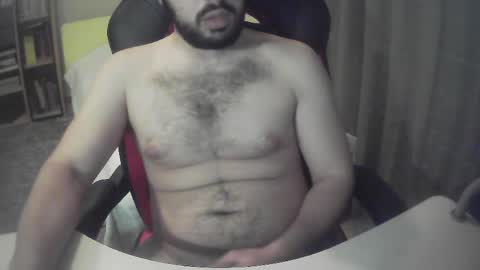sissy_bear_ online show from May 25, 2026, 11:38 am