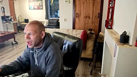 Petra online show from March 15, 2026, 5:52 pm