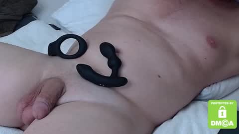 Snapshot of sixpak7 chatting on December 21, 2024, 1:10 pm Sixpak7 online show from December 21, 2024, 1:10 pm