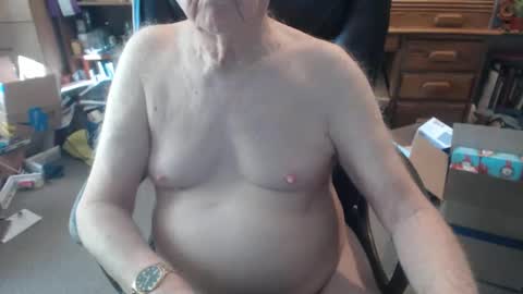 sjbottomboi online show from December 4, 2025, 7:11 pm