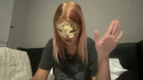 Snapshot of skiimaskabby chatting on December 6, 2024, 5:53 am skiimaskabby online show from December 6, 2024, 5:53 am