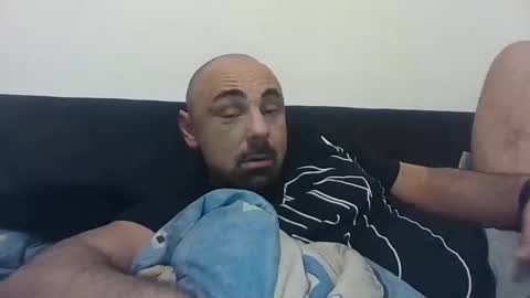 Snapshot of skinboys chatting on January 7, 2025, 8:52 pm skinboys online show from January 7, 2025, 8:52 pm