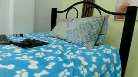 Snapshot of skinny18sexy chatting on June 20, 2026, 8:22 pm skinny online show from June 20, 2026, 8:22 pm