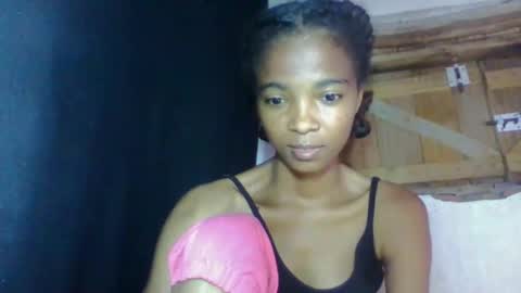 Snapshot of skinny7809 chatting on February 18, 2026, 9:55 pm skinny7809 online show from February 18, 2026, 9:55 pm