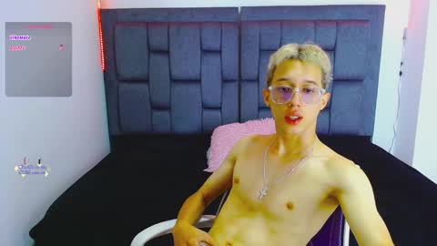 skinny_bigcock20 online show from October 18, 2025, 10:32 pm
