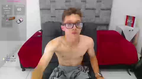 skinny_bigcock20 online show from March 19, 2026, 1:42 am