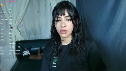 Snapshot of skinny_emily chatting on June 15, 2026, 8:44 pm Emily Rojas online show from June 15, 2026, 8:44 pm