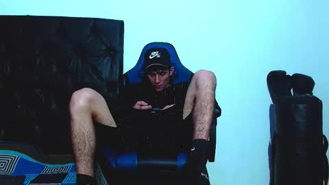 skinny marked online show from January 17, 2026, 6:33 pm