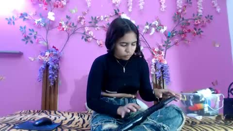 Snapshot of skinnysofia18 chatting on May 5, 2026, 3:31 pm sofia online show from May 5, 2026, 3:31 pm