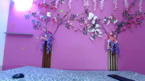 Snapshot of skinnysofia18 chatting on May 10, 2026, 1:11 am sofia online show from May 10, 2026, 1:11 am