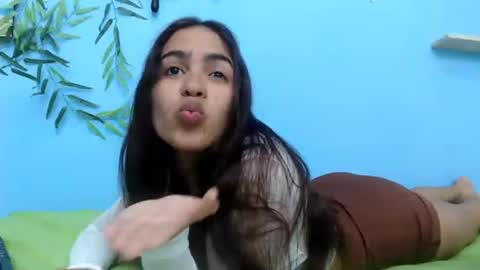 Snapshot of skinnysofia18 chatting on July 13, 2026, 2:42 pm sofia online show from July 13, 2026, 2:42 pm