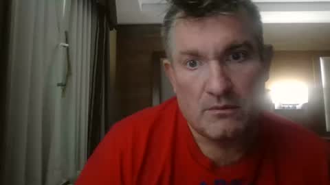 Snapshot of skinsmontana chatting on April 3, 2026, 10:41 pm skinsmontana online show from April 3, 2026, 10:41 pm