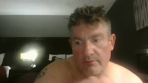 Snapshot of skinsmontana chatting on April 13, 2026, 6:52 am skinsmontana online show from April 13, 2026, 6:52 am