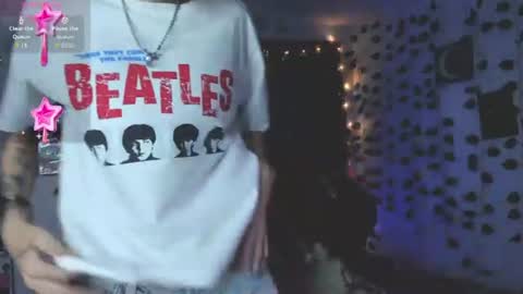 skiny_dann online show from August 4, 2026, 2:59 am