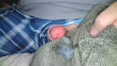 Snapshot of skip0028 chatting on March 1, 2025, 3:32 am CoCKFun online show from March 1, 2025, 3:32 am