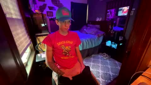 Snapshot of skittles933 chatting on January 8, 2025, 6:41 pm Skittles online show from January 8, 2025, 6:41 pm