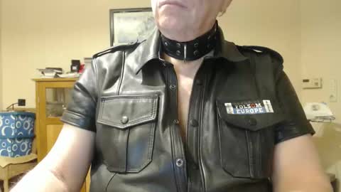 sklave_ol online show from September 12, 2025, 8:31 pm