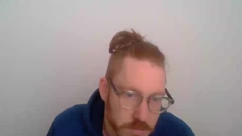 sklave_s online show from April 26, 2026, 8:34 am