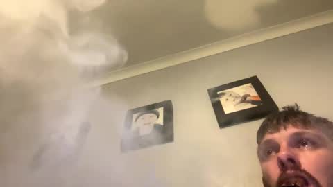 skuzzy25 online show from February 12, 2026, 1:22 am