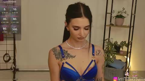 Eliza online show from May 29, 2026, 11:36 pm