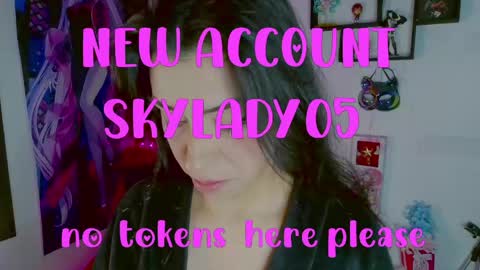 Snapshot of sky_girl1 chatting on April 26, 2026, 1:58 am Mile online show from April 26, 2026, 1:58 am