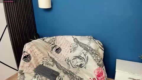 sky_rivers online show from December 15, 2025, 12:26 am