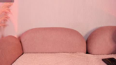 Snapshot of sky_rosee chatting on December 28, 2024, 8:25 pm Sky online show from December 28, 2024, 8:25 pm