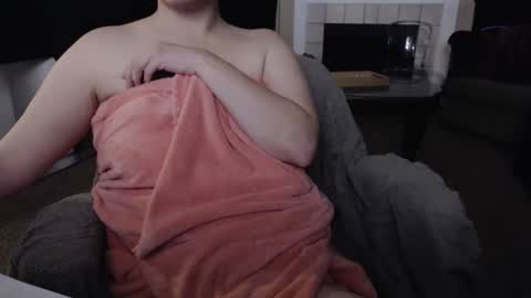 SKYLE   online show from November 28, 2025, 6:16 am