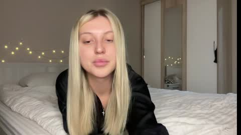 Snapshot of skyffi chatting on February 6, 2025, 7:29 pm GARRY AND SOPHIA online show from February 6, 2025, 7:29 pm