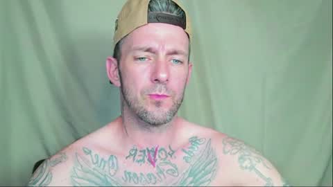 Snapshot of skylarrgrey chatting on June 25, 2026, 7:24 am SkylarGrey online show from June 25, 2026, 7:24 am