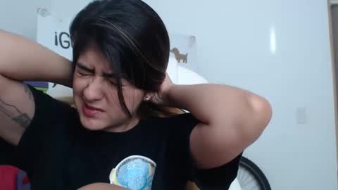 Snapshot of skyler1195 chatting on January 6, 2025, 3:40 pm Skyler online show from January 6, 2025, 3:40 pm