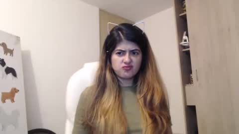 Snapshot of skyler1195 chatting on January 7, 2025, 4:08 am Skyler online show from January 7, 2025, 4:08 am