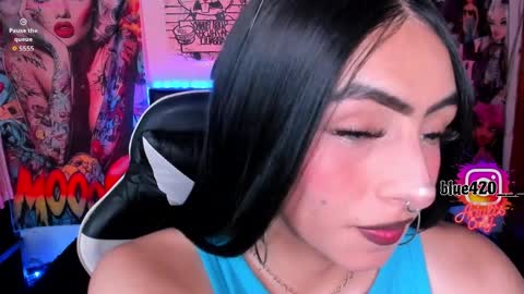 blue online show from April 10, 2026, 7:40 pm