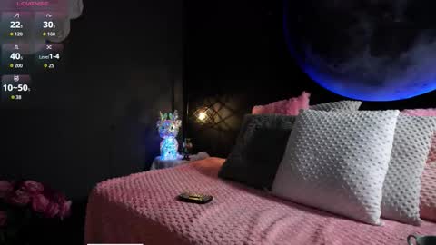    online show from November 30, 2025, 11:03 am