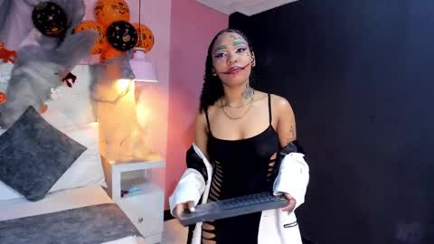 Snapshot of skylerbloom chatting on November 1, 2025, 3:52 am skylerbloom online show from November 1, 2025, 3:52 am