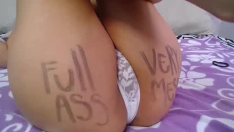 Snapshot of skynny_horney chatting on December 21, 2024, 10:50 am Skynny online show from December 21, 2024, 10:50 am