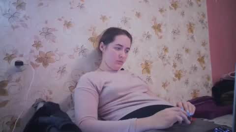 Snapshot of skyressie333 chatting on December 15, 2024, 4:15 pm skyressie333 online show from December 15, 2024, 4:15 pm