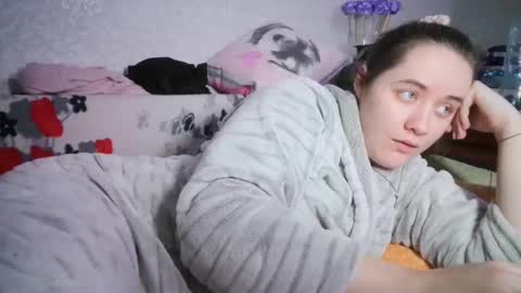 Snapshot of skyressie333 chatting on February 22, 2025, 7:03 pm skyressie333 online show from February 22, 2025, 7:03 pm