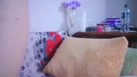 Snapshot of skyressie333 chatting on March 4, 2025, 8:16 pm skyressie333 online show from March 4, 2025, 8:16 pm